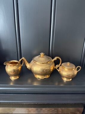 Wheeling WV Gold Tea Set